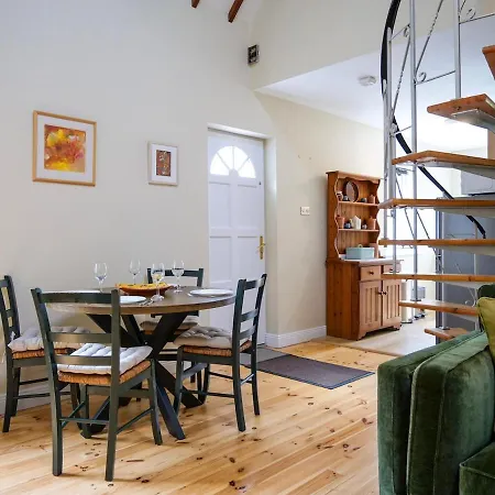 Central Dingle Cottage