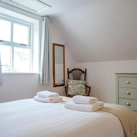 Central Dingle Cottage
