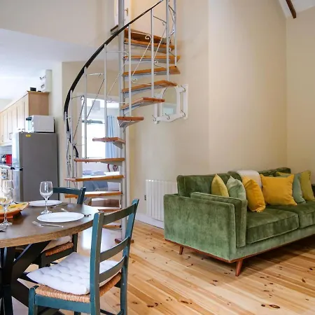 Central Dingle Cottage בית נופש *